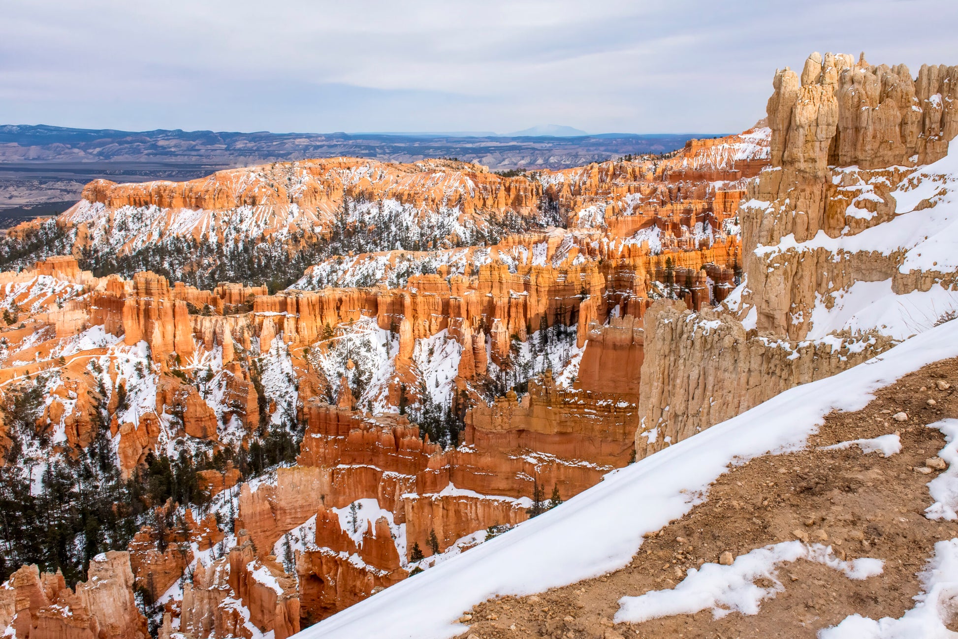 Bryce Canyon image 0