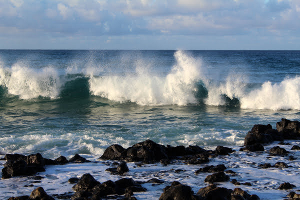 Waves at Poipu Beach, Kauai, Hawaii